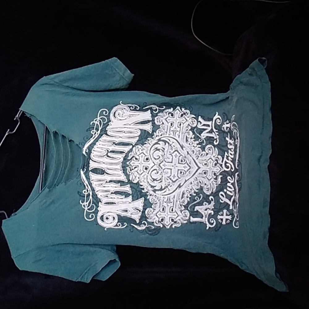 Affliction womans t shirt
